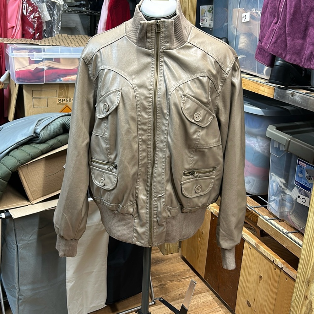 NWT New Look. Zip‎ up faux leather jacket men’s 2X